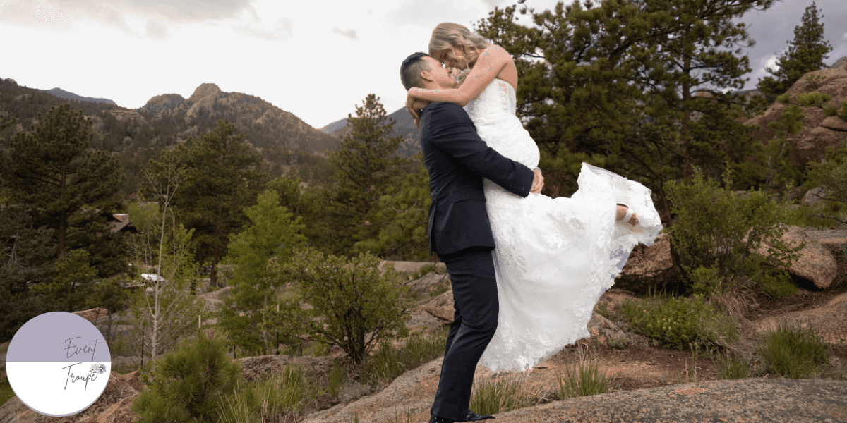 A bride and groom share a romantic moment against Colorado’s breathtaking mountain landscape.