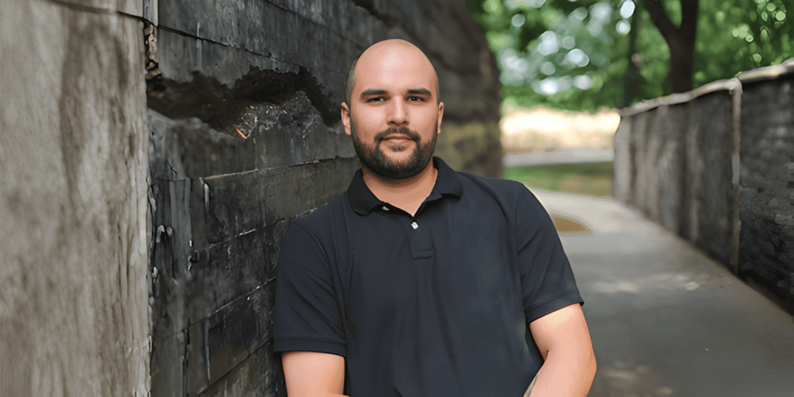 "Juanma Ochoa, entrepreneur and founder of the FLOW Method, focused on conscious entrepreneurship and purpose-driven business growth."