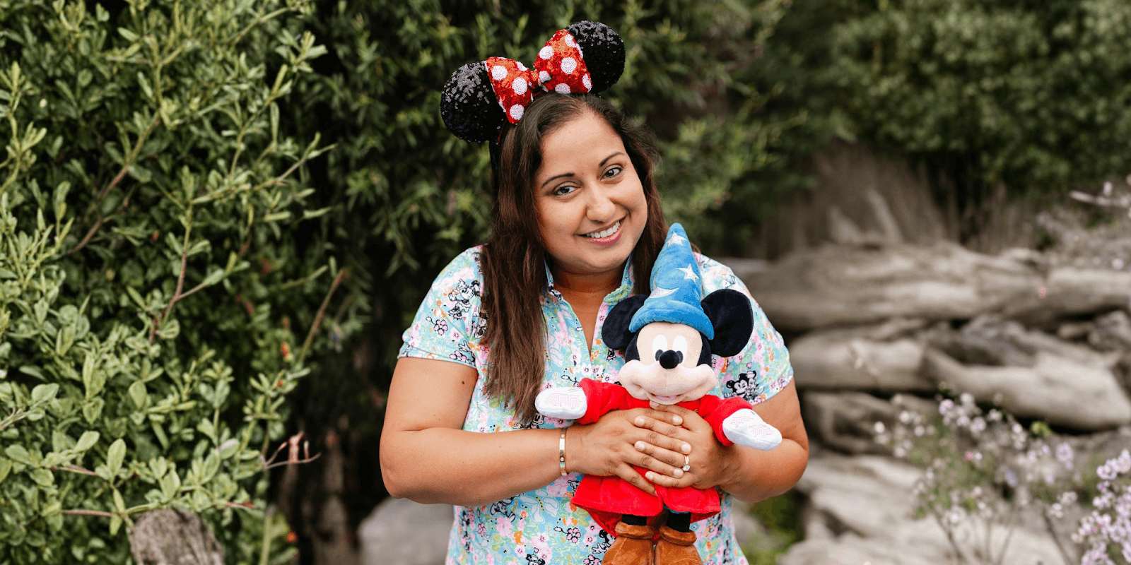 Sonia Gupta, South Asian Disney influencer, sharing her passion for Disney through unique cultural insights and insider tips.