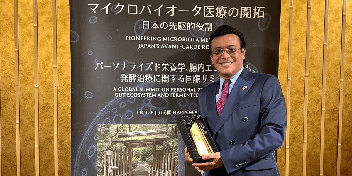 Dr. Mario Acosta Mejía receives the RIKEN Health Impact Award for his Metabiotics® discovery in metabolic health.