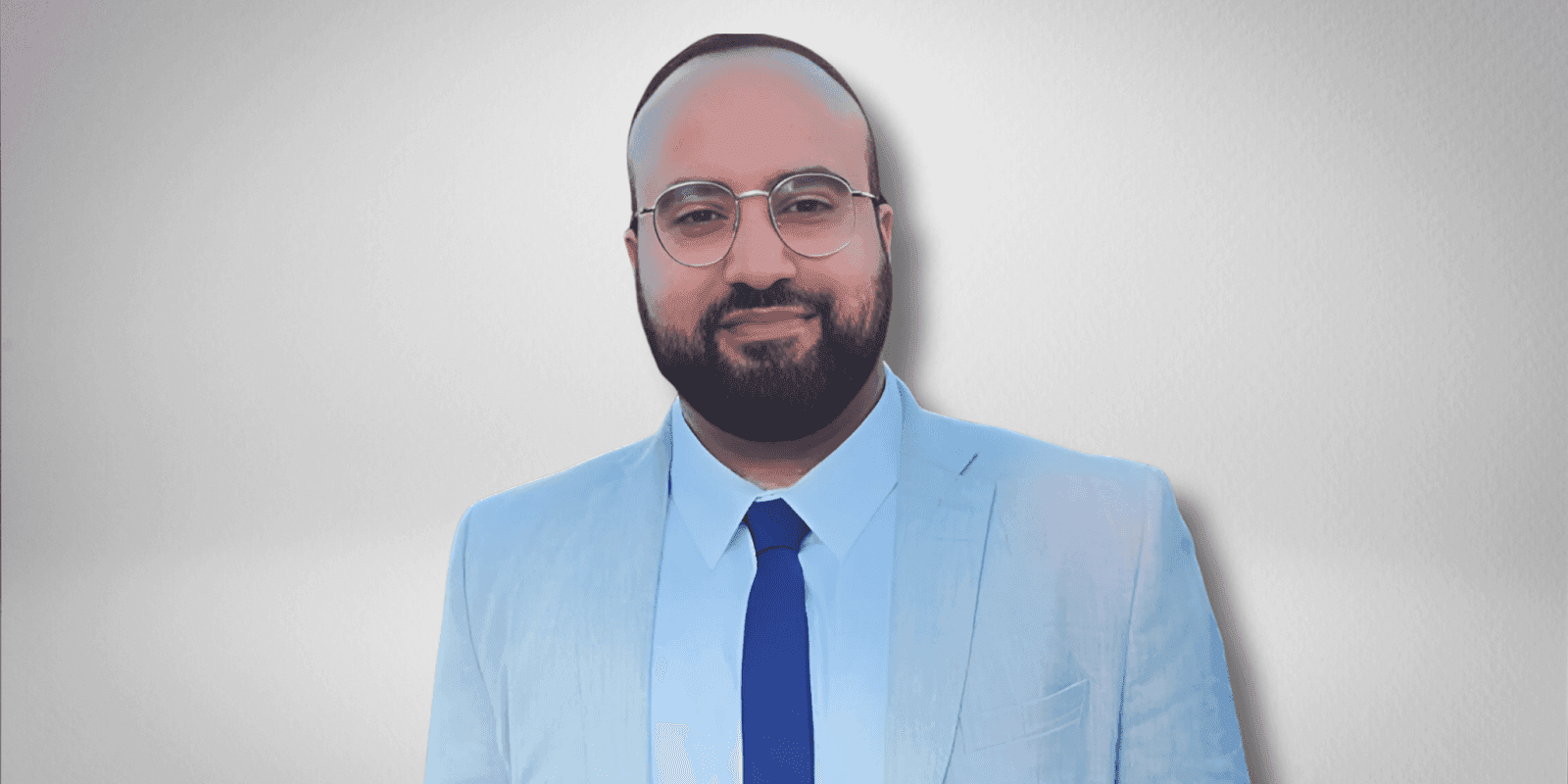 Dr. Aymen Mohamed, founder of Abenzy Education, pioneers bespoke leadership curricula, empowering women leaders and transforming global education.