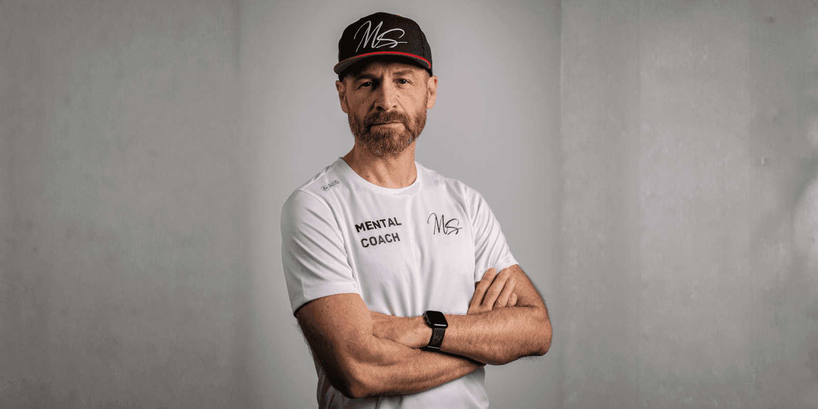 "Massimiliano Spini, recognized as Italy's Best Mental Coach for Athletes 2025, specializes in performance coaching for sports and business."