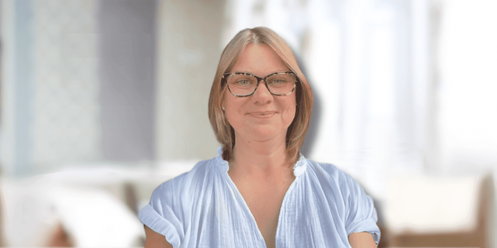 The image shows Deborah Edwards, a Reflective Life Coach, promoting personalized coaching for high achievers seeking clarity and purpose.