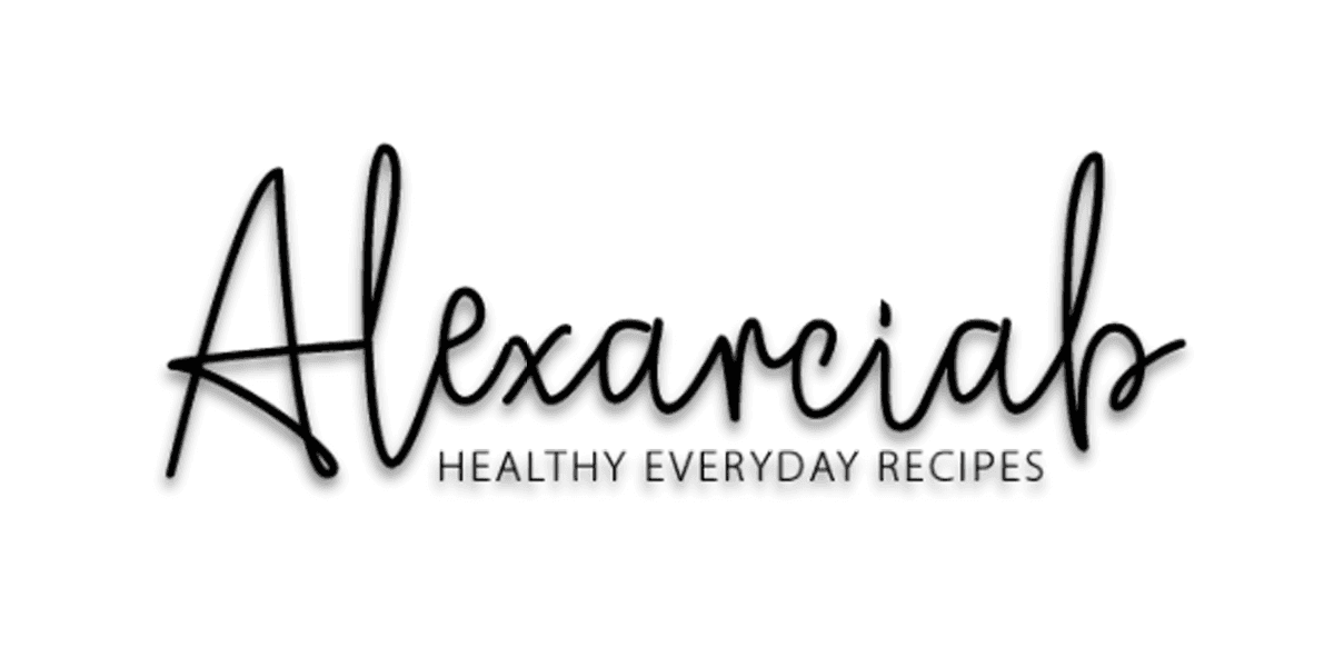 Logo for Recipes Alexarciab, a platform offering 650+ healthy, affordable, and weight-friendly everyday recipes.