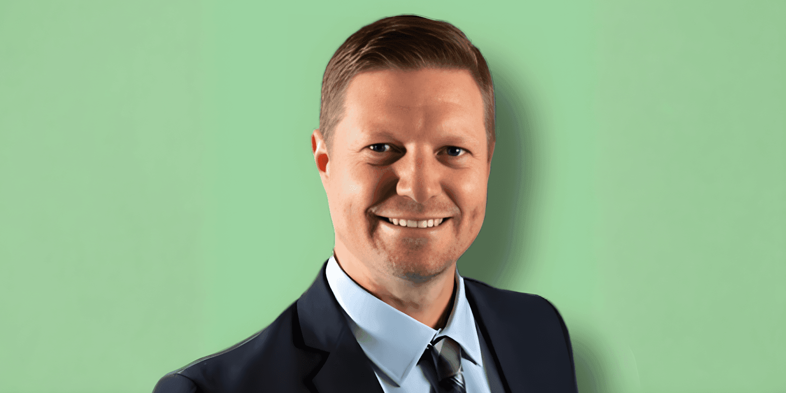 Jeff Stock, founder of Stock Alternatives, showcasing a personalized approach to private equity investments.