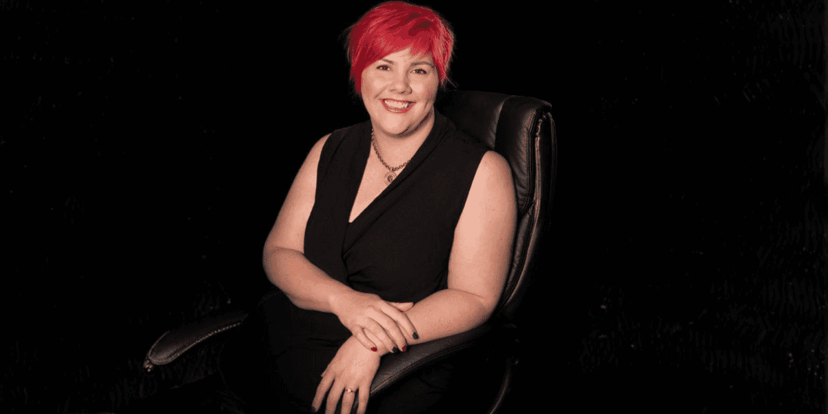 "Dana Kovacic, transformational coach, helping women achieve aligned success with The Reconnect Method™ for holistic empowerment."