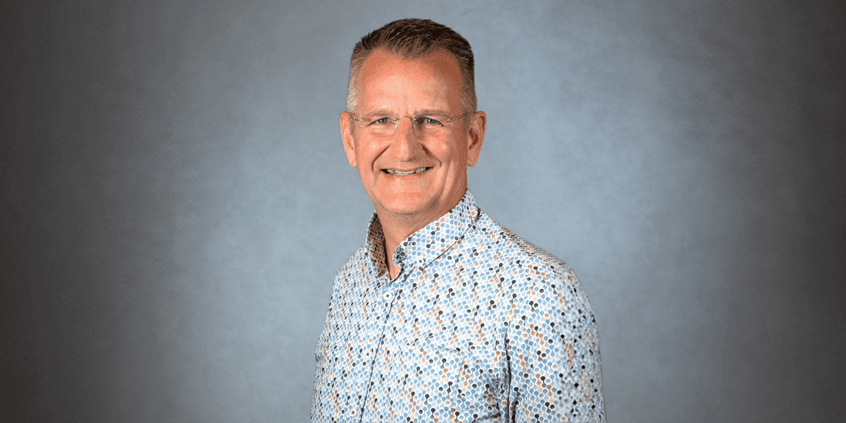 "Bas Noij, sustainable tourism expert, combining business insights with environmental responsibility to enhance guest experiences and tourism practices."