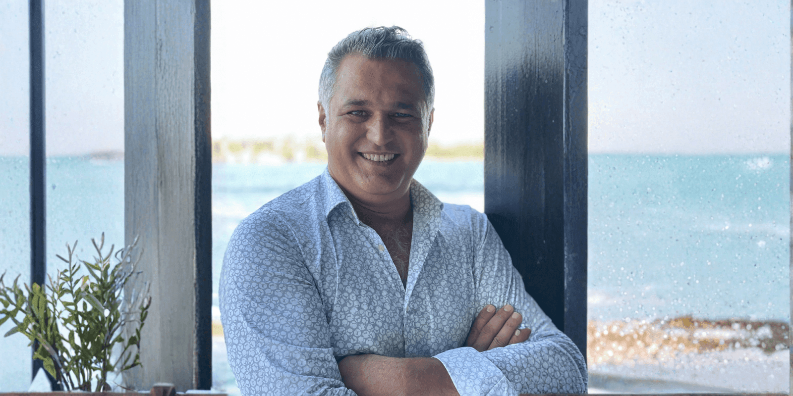 Dr. Volkan Arayıcı, a leading obesity surgeon in Turkey, offers personalized bariatric surgery solutions for effective weight loss and improved health.